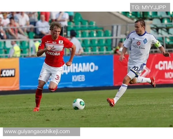 苏联足球传奇人物的辉煌历程与影响力探讨 苏联足球传奇人物的辉煌历程与影响力探讨