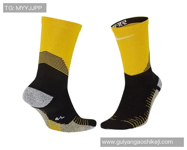 足球装备选购：球袜推荐